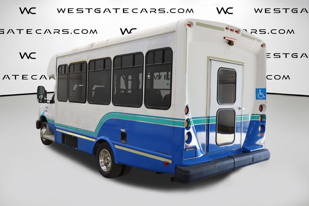 2015 Ford E-Series Cutaway Base - Photo 35