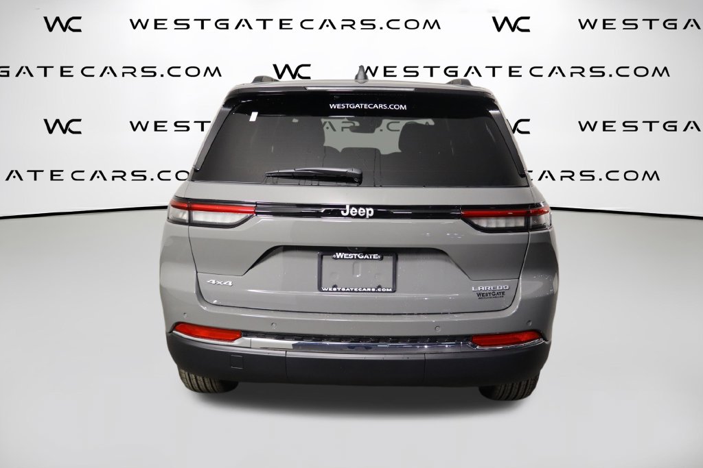 New 2027 Jeep Grand Cherokee LAREDO 4X4 Sport Utility