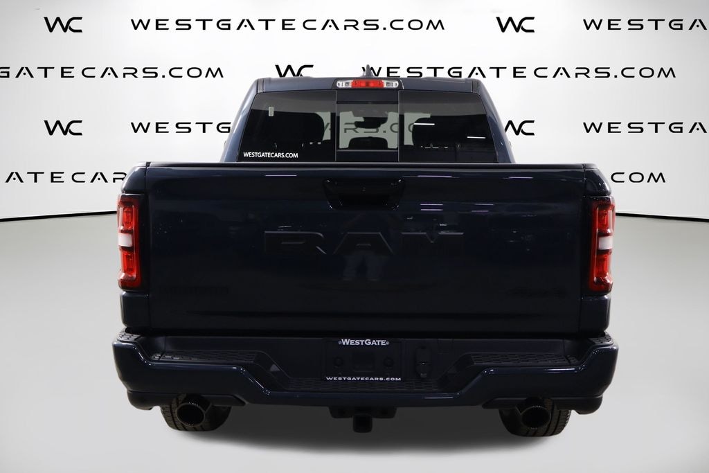 New 2027 Ram 1500 BIG HORN CREW CAB 4X4 5'7 BOX Pickup