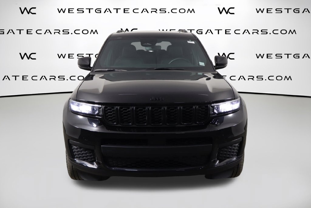 Used 2023 Jeep Grand Cherokee Altitude SUV