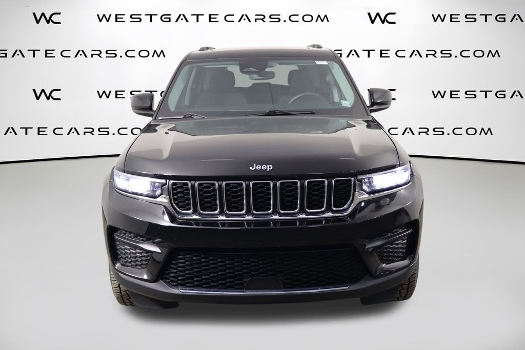 Used 2023 Jeep Grand Cherokee Laredo SUV