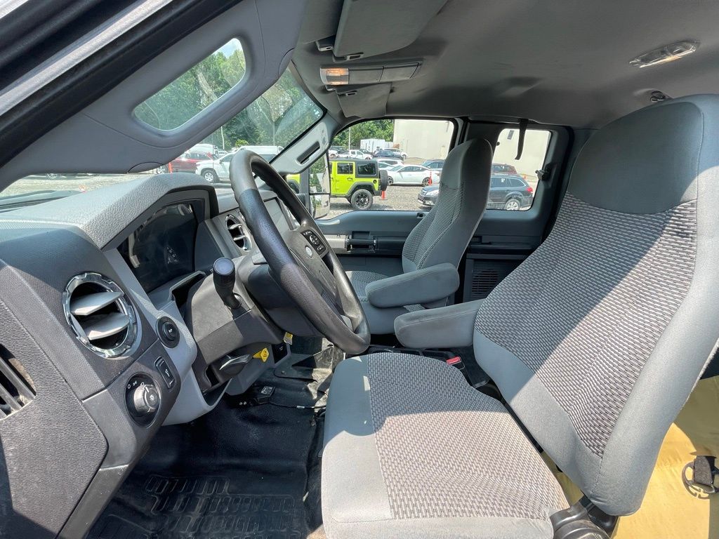 2019 Ford F-750 - Photo 14