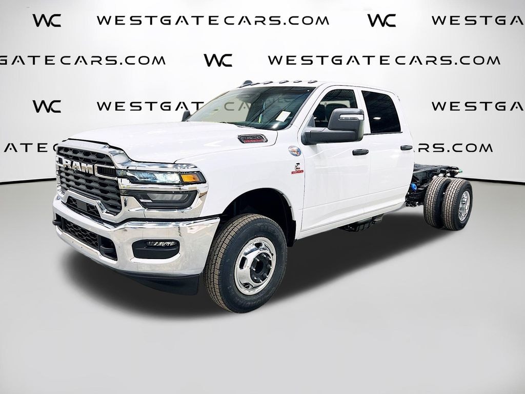 New 2026 Ram 3500 Chassis Cab TRADESMAN CREW 4X4 60' CA Pickup