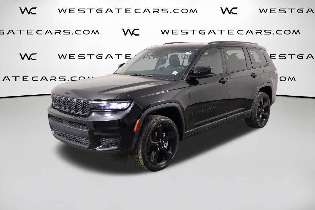 Used 2023 Jeep Grand Cherokee Altitude SUV