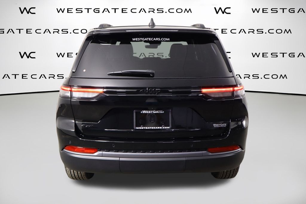 New 2027 Jeep Grand Cherokee LAREDO ALTITUDE 4X4 Sport Utility