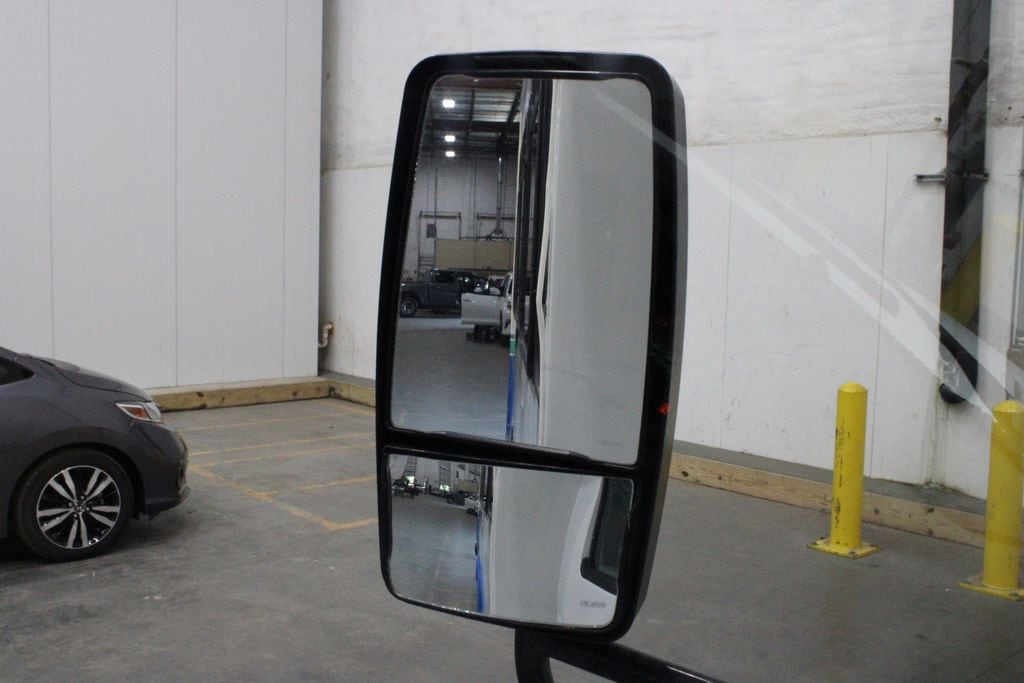 2015 Ford E-Series Cutaway Base - Photo 25
