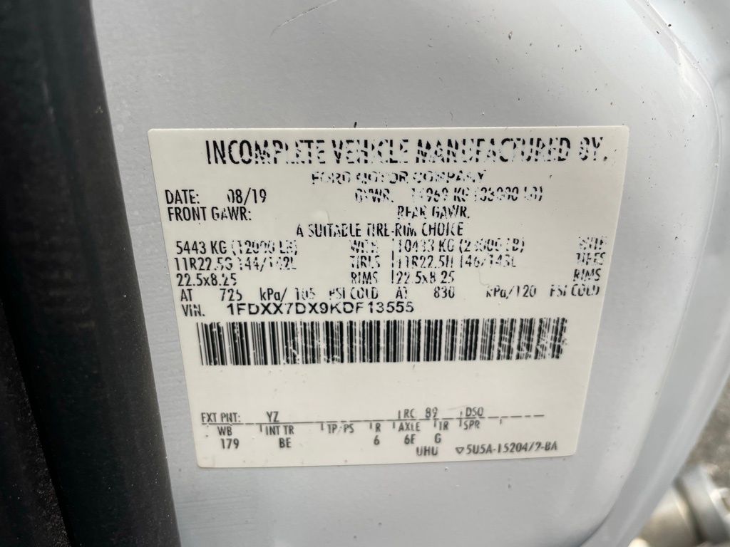2019 Ford F-750 - Photo 13