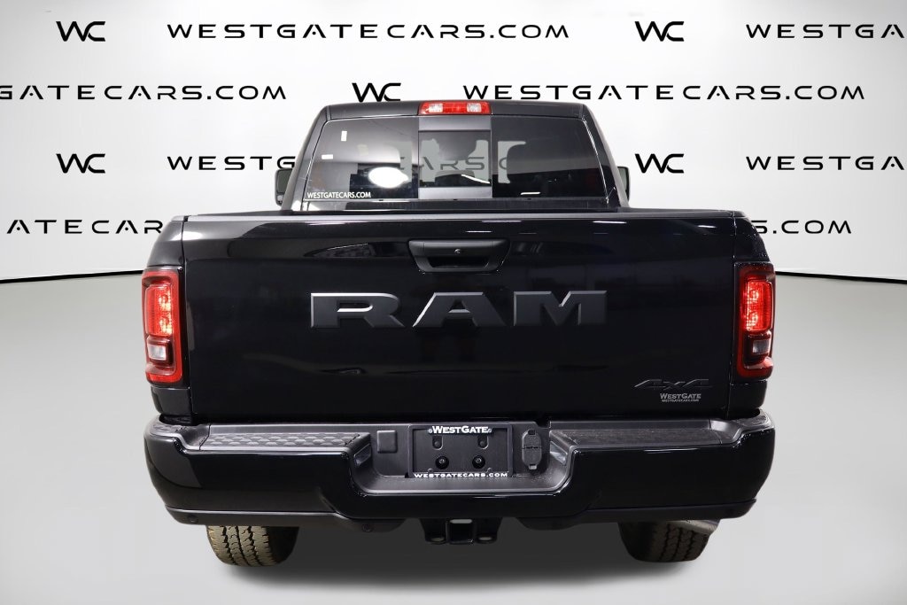 New 2026 Ram 2500 BLACK EXPRESS CREW CAB 4X4 6'4 BOX Pickup