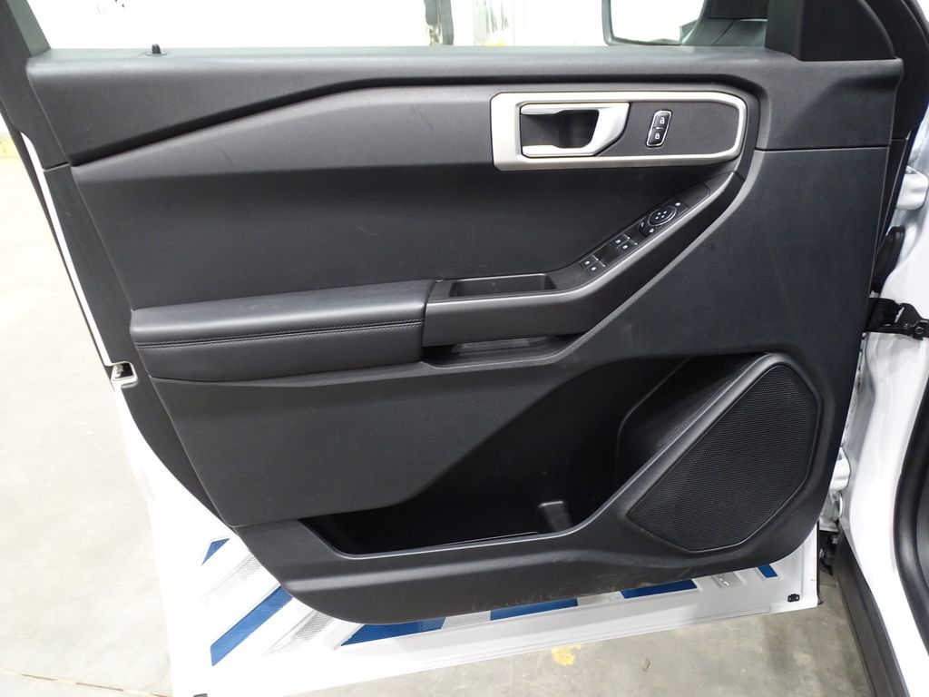 2023 Ford Explorer - Photo 14