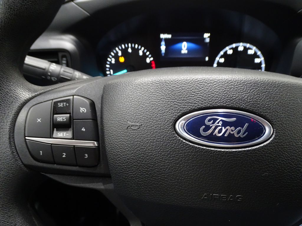 2023 Ford Explorer - Photo 23