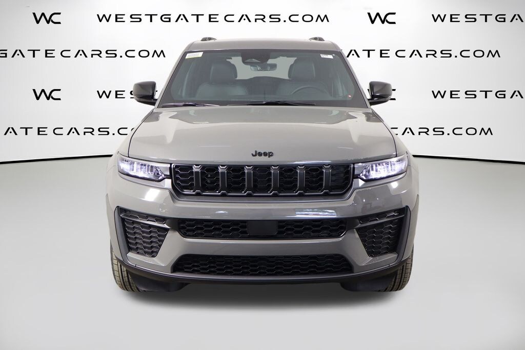 New 2027 Jeep Grand Cherokee LAREDO ALTITUDE 4X4 Sport Utility