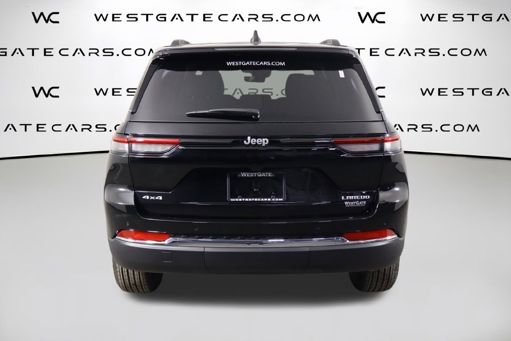 New 2027 Jeep Grand Cherokee LAREDO 4X4 Sport Utility