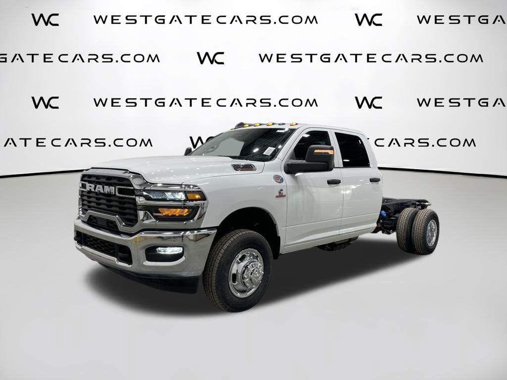 2026 Ram 3500 TRADESMAN CREW   4X4 60' CA Pickup