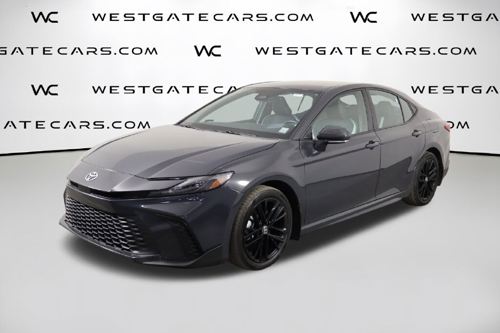 Used 2025 Toyota Camry SE Sedan