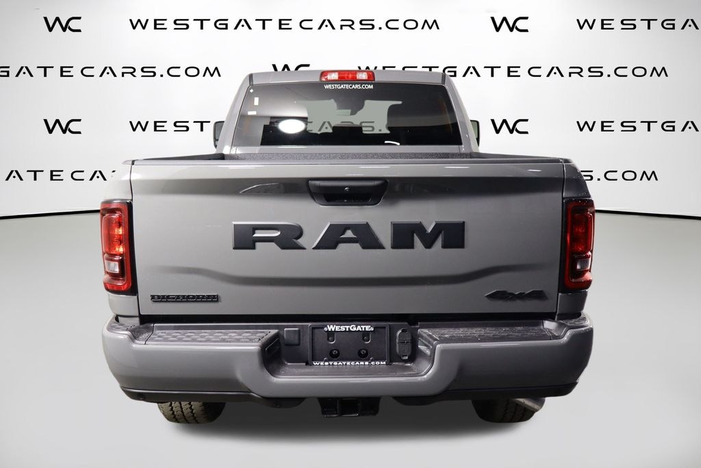 New 2026 Ram 2500 BIG HORN CREW CAB 4X4 6'4 BOX Pickup