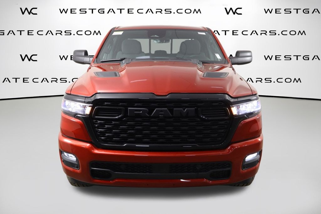 New 2026 Ram 1500 EXPRESS CREW CAB 4X4 5'7 BOX Pickup