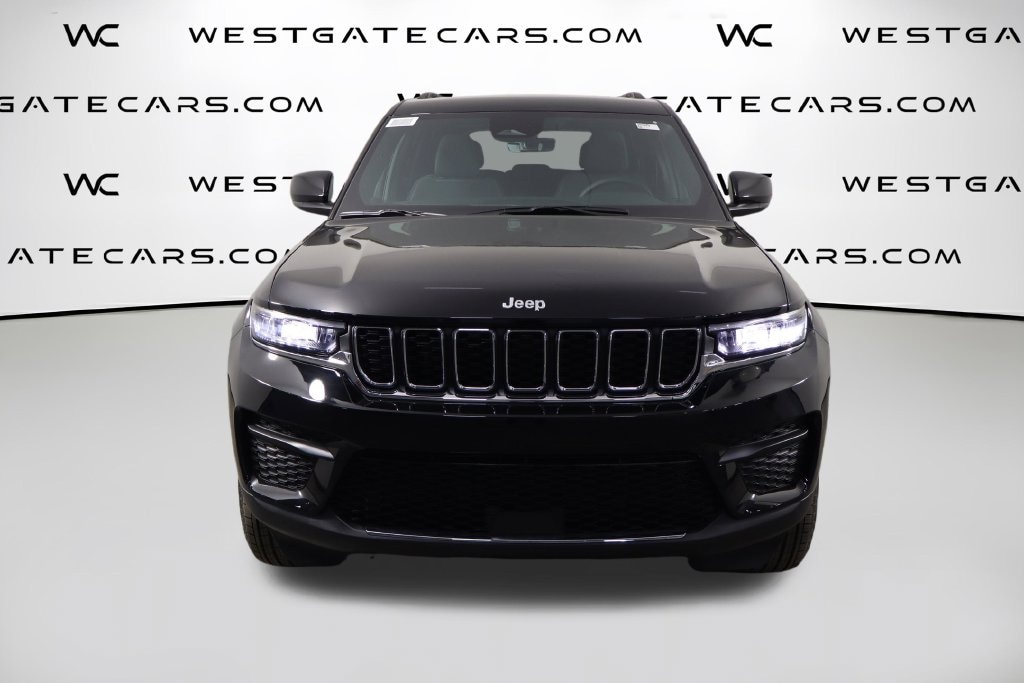 New 2027 Jeep Grand Cherokee LAREDO 4X4 Sport Utility
