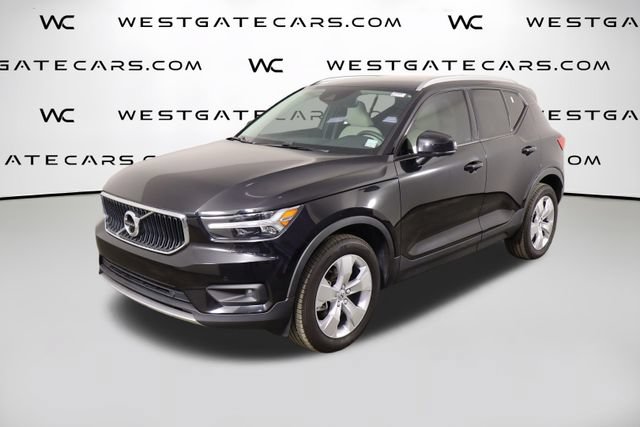 2022 Volvo XC40