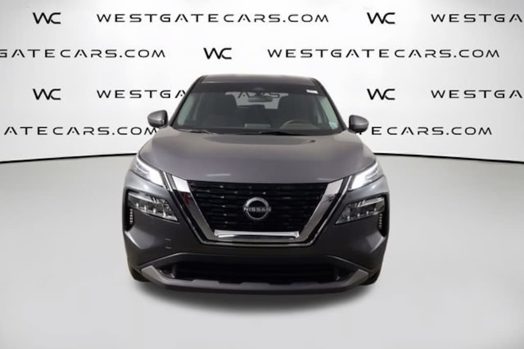 Used 2023 Nissan Rogue SV
