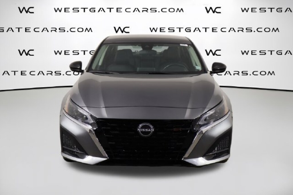 Used 2024 Nissan Altima 2.5 SR