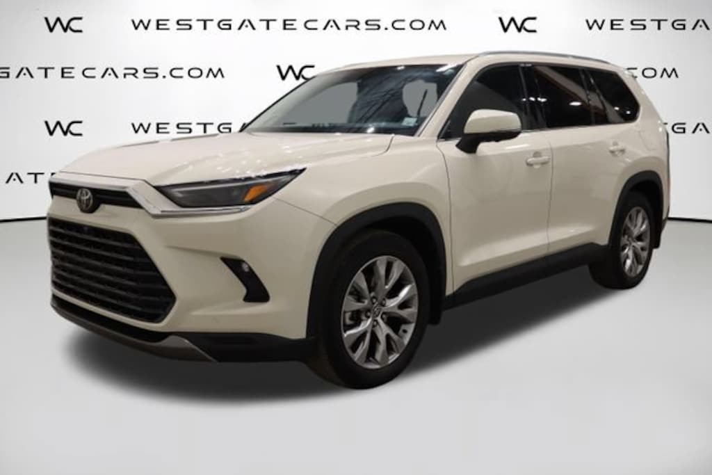 Used 2024 Toyota Grand Highlander XLE