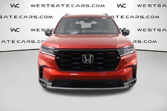 Used 2024 Honda Pilot TrailSport SUV