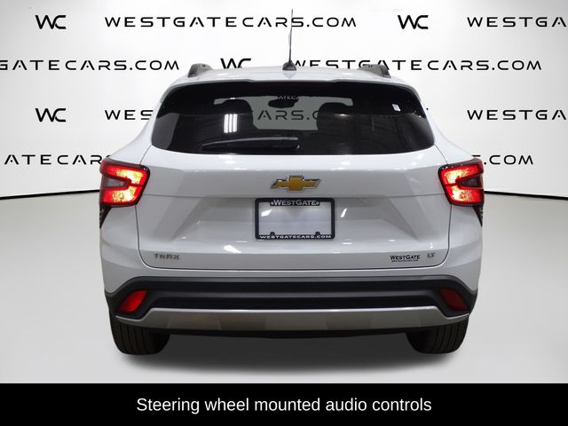 2024 Chevrolet Trax LT - Photo 7