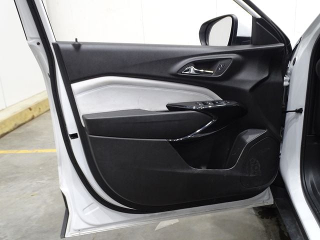 2024 Chevrolet Trax LT - Photo 16