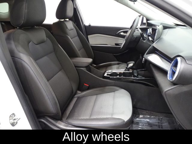 2024 Chevrolet Trax LT - Photo 14
