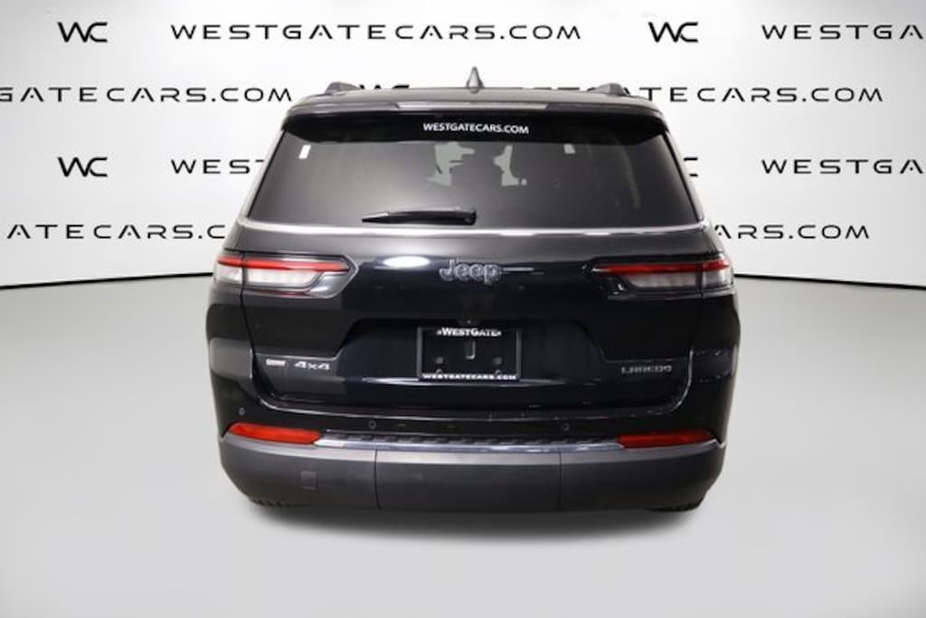Used 2022 Jeep Grand Cherokee L Laredo SUV