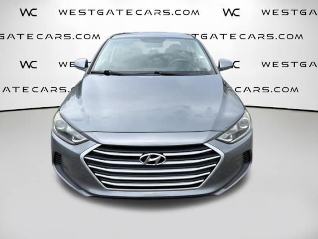 Used 2018 Hyundai Elantra SE Sedan