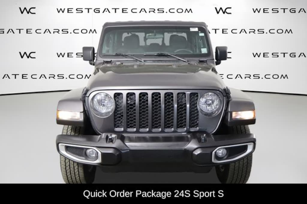 Used 2023 Jeep Gladiator Sport S Truck