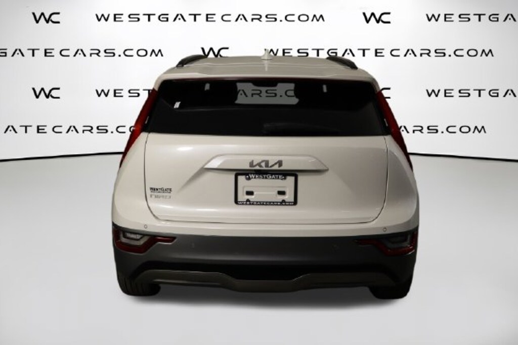 Used 2023 Kia Niro EV Wave SUV