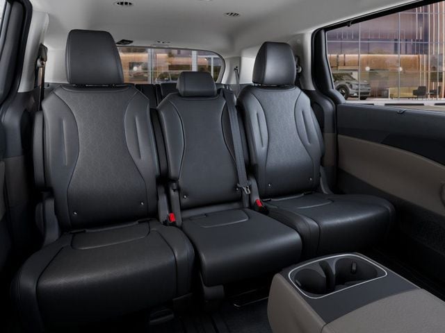 2026 Kia Carnival EX - Photo 22
