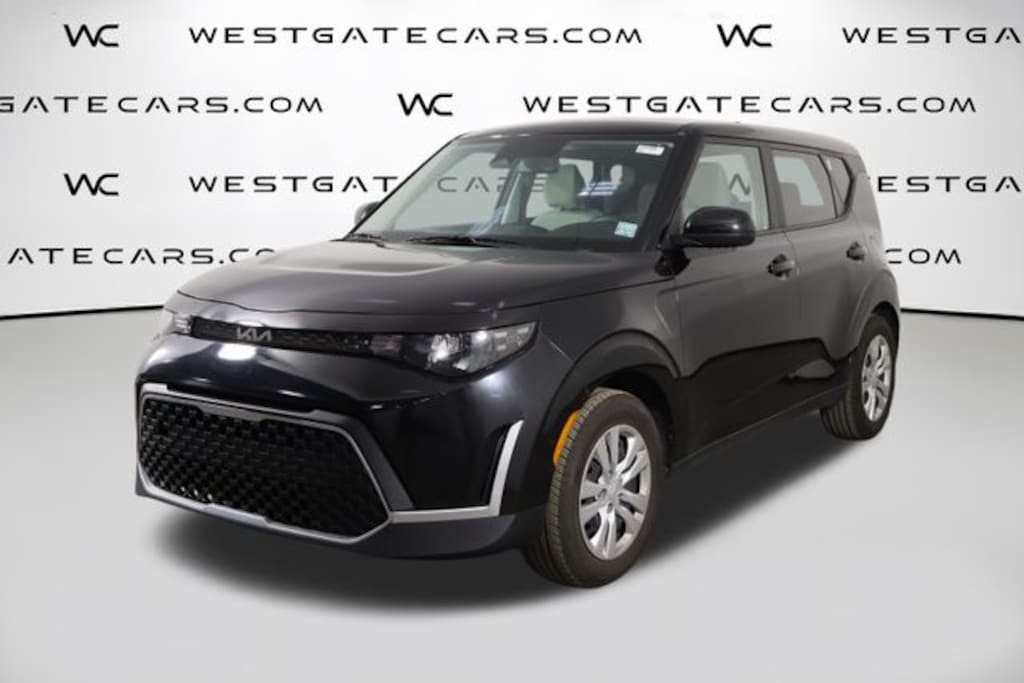 Certified 2023 Kia Soul LX Hatchback