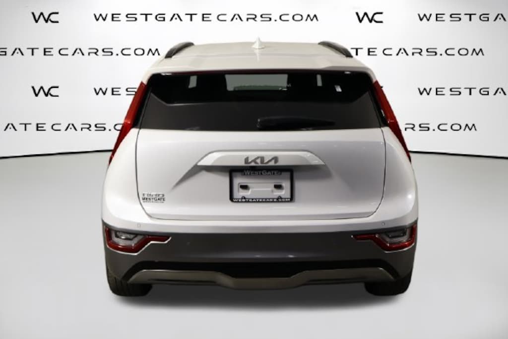 Used 2023 Kia Niro EV Wave SUV