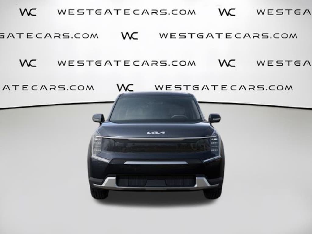 New 2026 Kia EV9 Light Long Range SUV