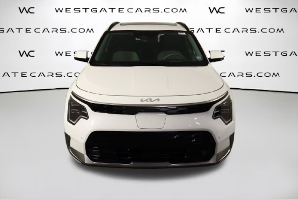 Used 2023 Kia Niro EV Wave SUV