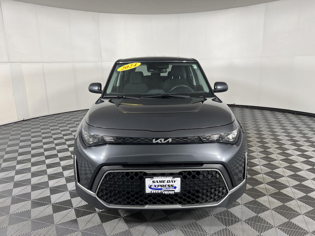 Certified 2024 Kia Soul LX Hatchback