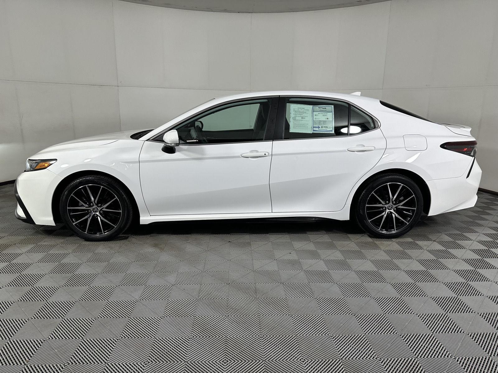 Certified 2022 Toyota Camry SE Sedan