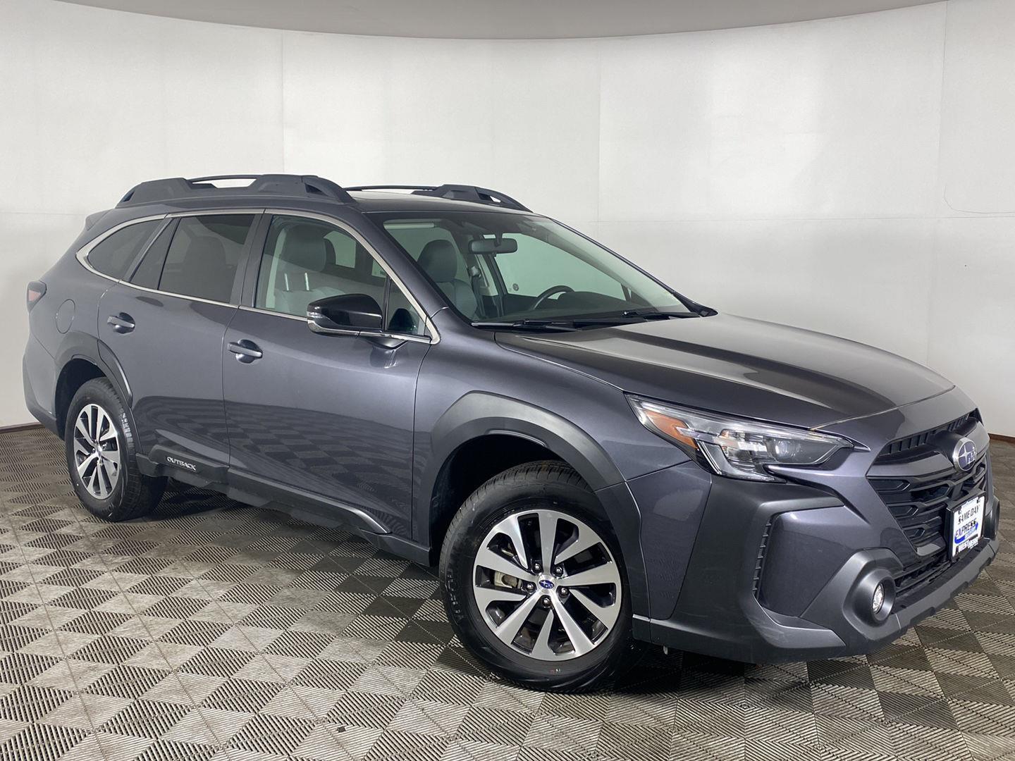 Used 2025 Subaru Outback Premium SUV
