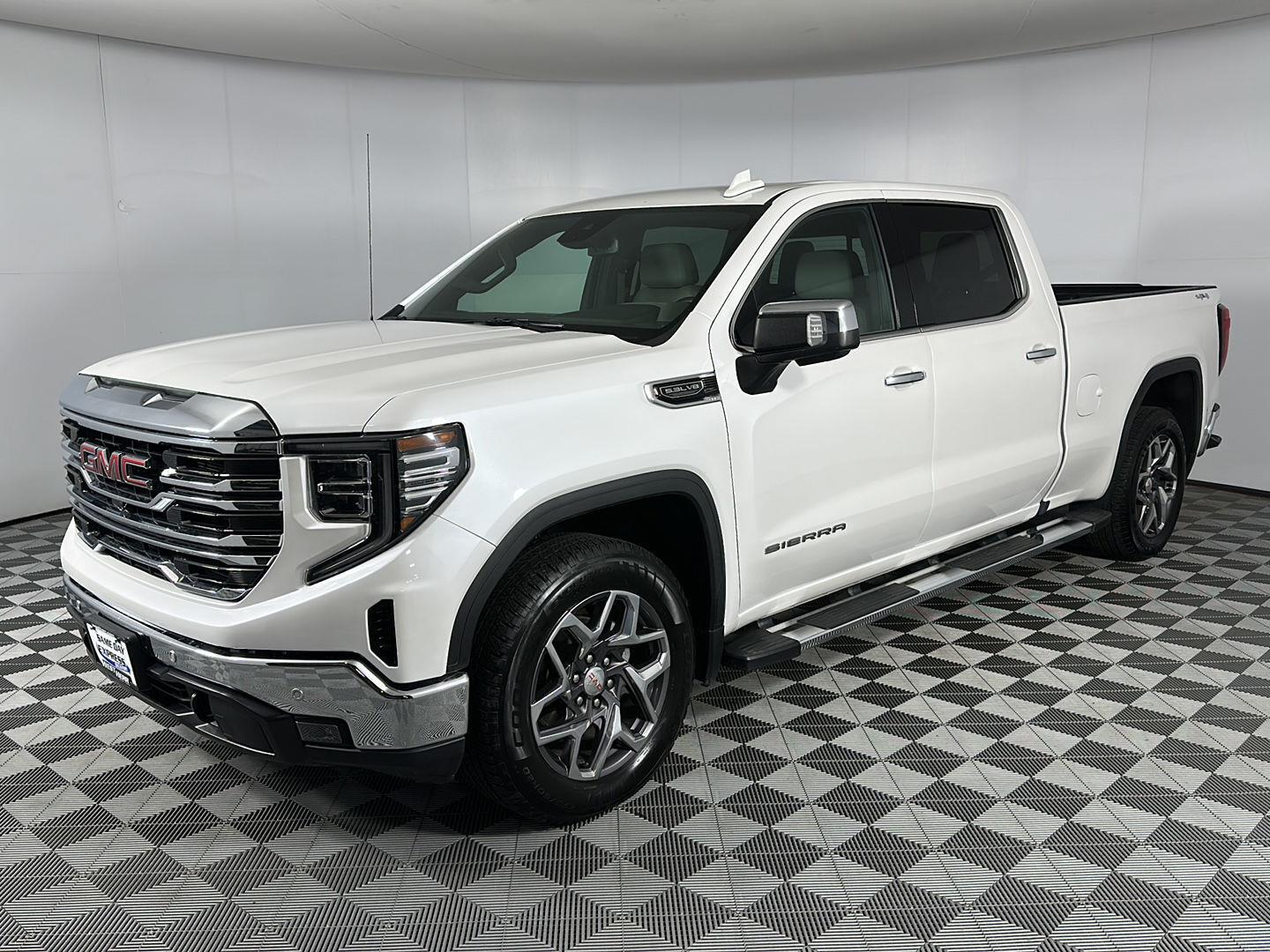 Used 2022 GMC Sierra 1500 SLT Truck