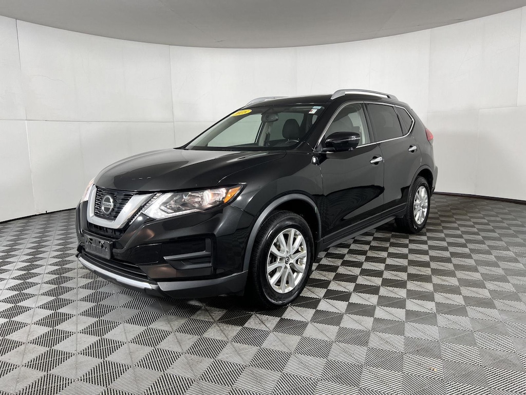 Used 2018 Nissan Rogue SV SUV