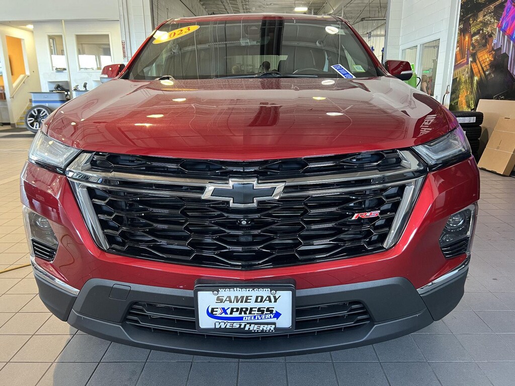 Used 2023 Chevrolet Traverse RS SUV