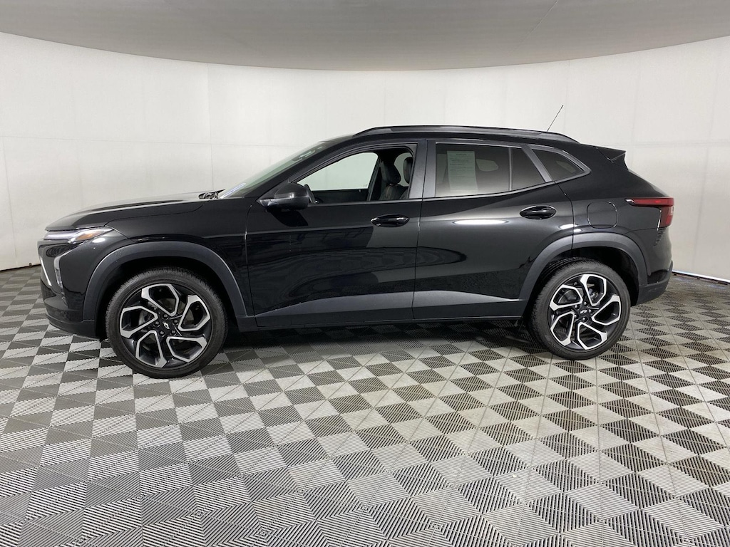 Used 2024 Chevrolet Trax 2RS SUV