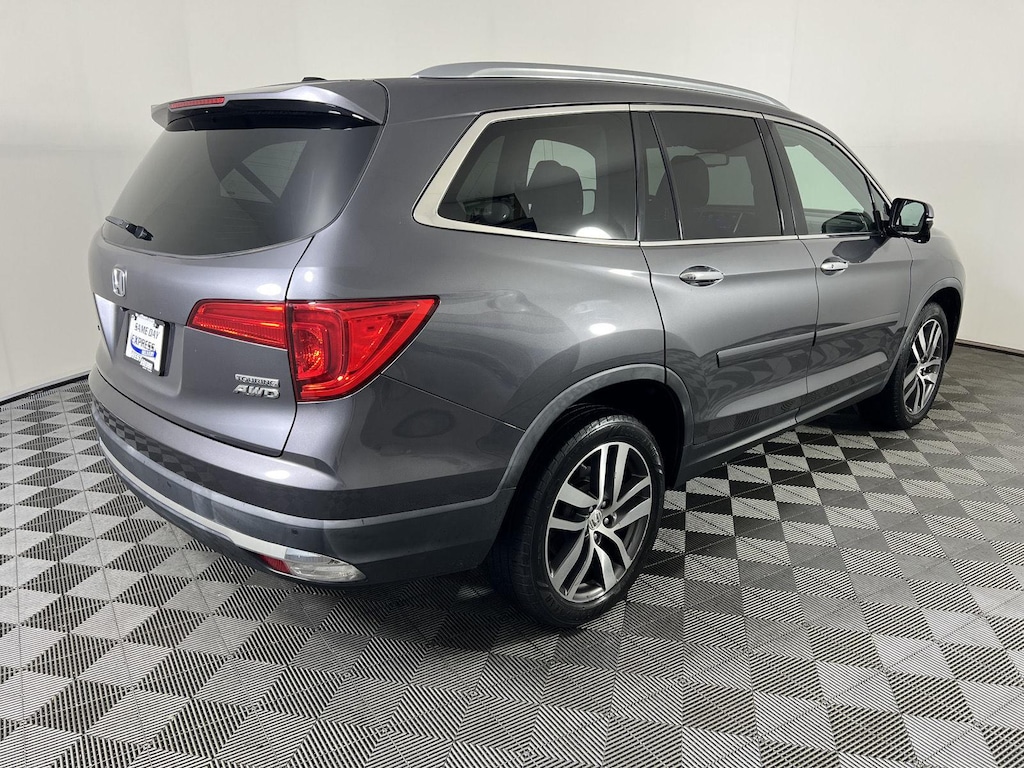 Used 2018 Honda Pilot SUBN