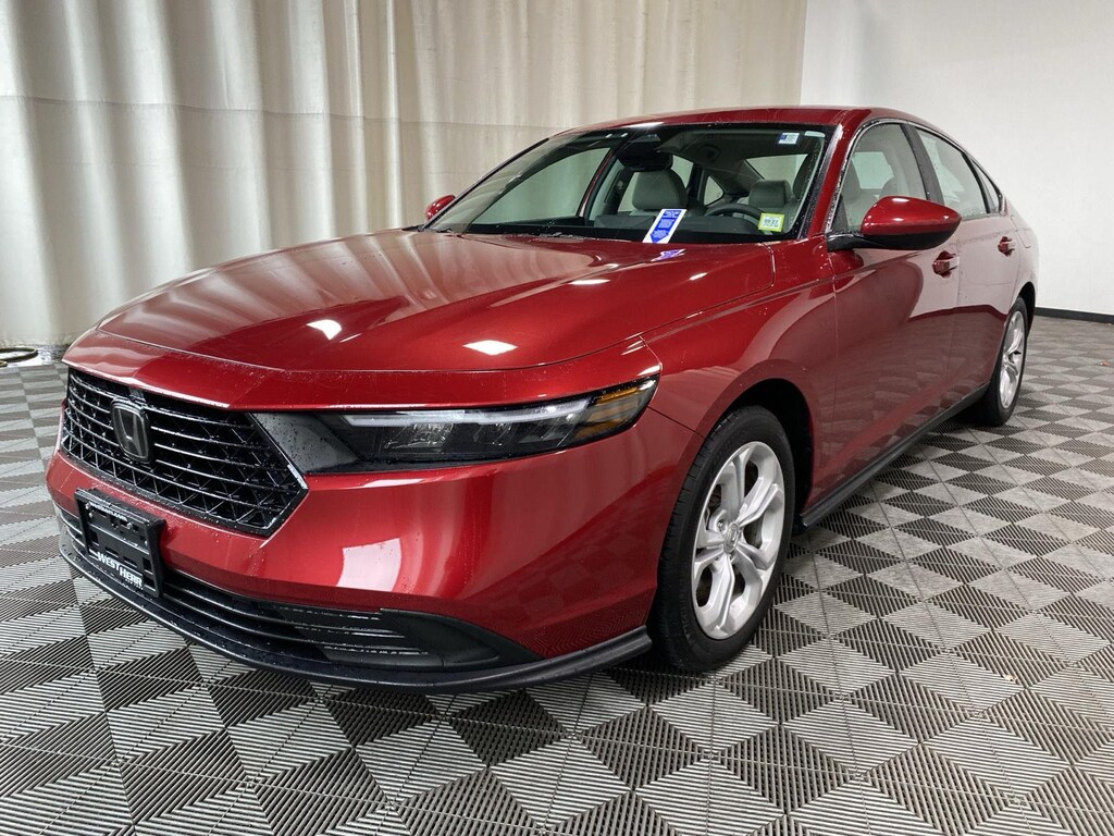 Certified 2025 Honda Accord Sedan LX Sedan
