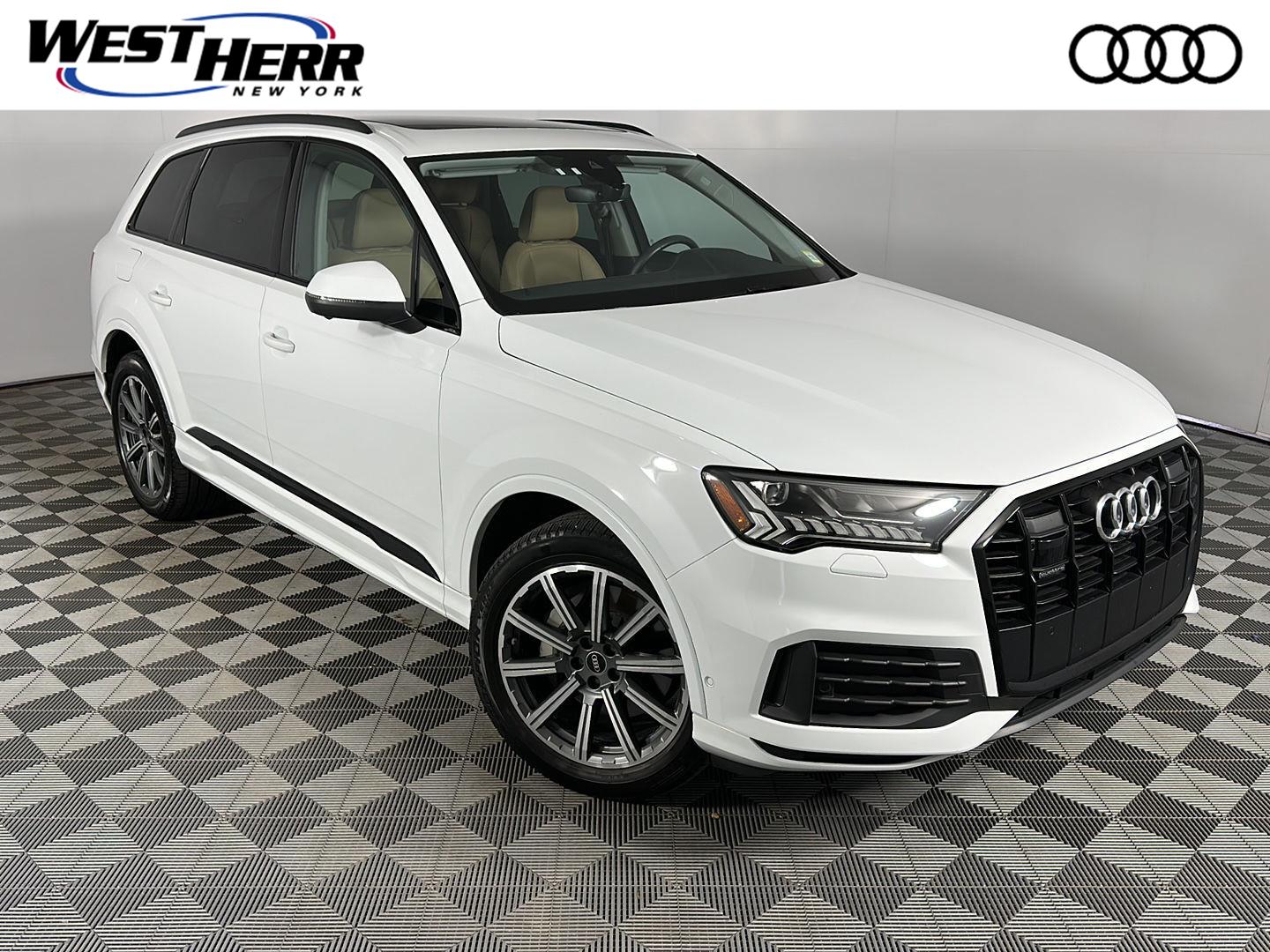 2023 Audi Q7 Premium Plus