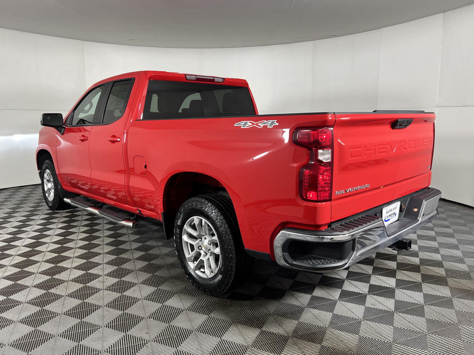 Used 2024 Chevrolet Silverado 1500 LT Truck