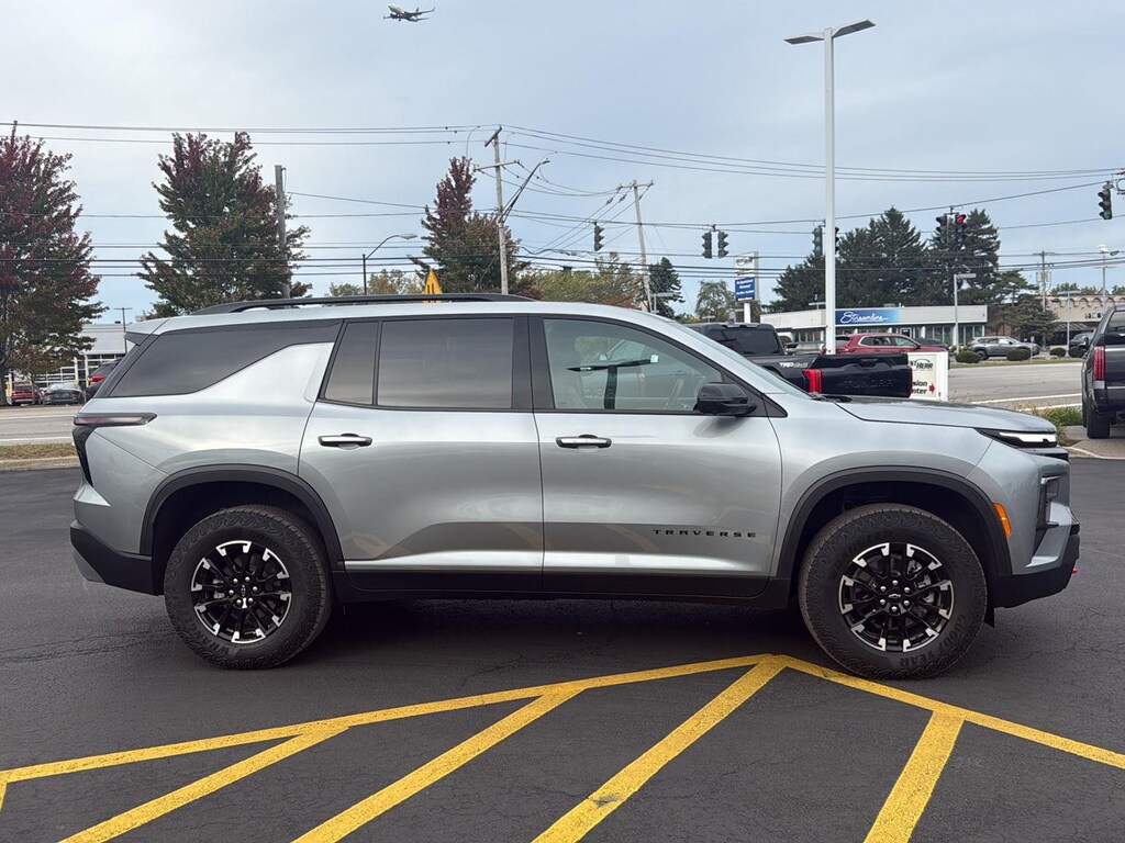 Used 2026 Chevrolet Traverse AWD Z71 SUV